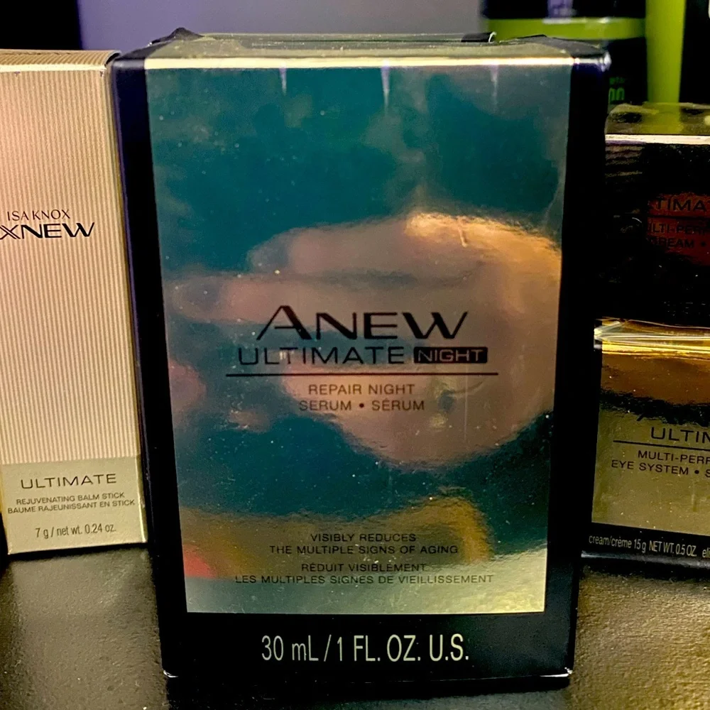 Anew Ultimate Repair Night Serum - Picture 2 of 5